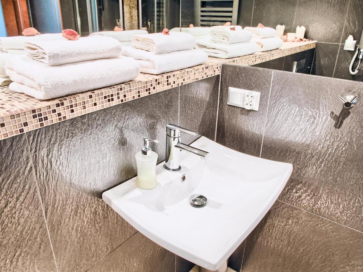 Apartamenty Ktw Debowe Tarasy Katowice Bagian luar foto