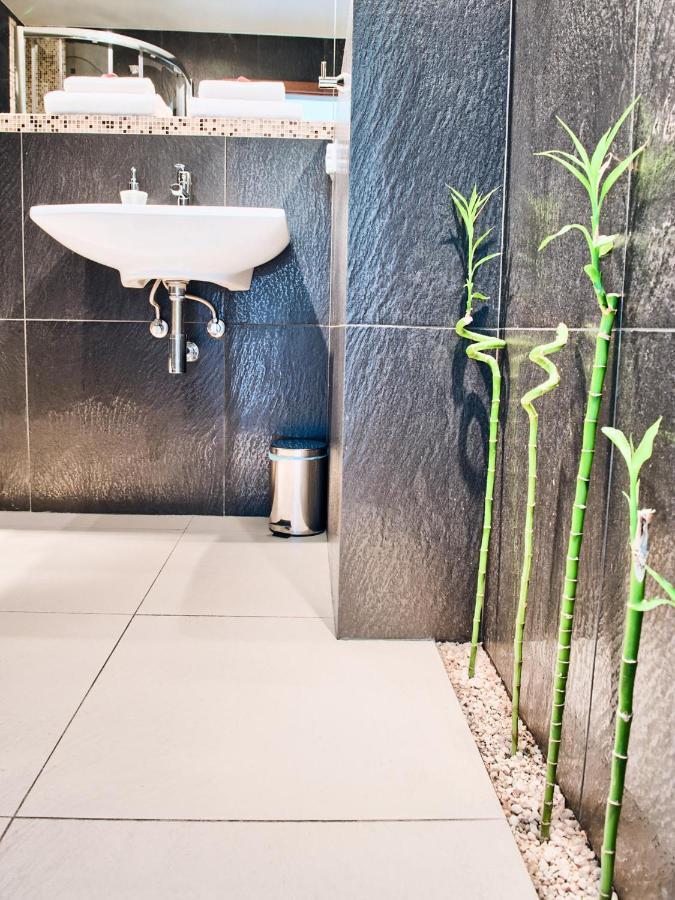 Apartamenty Ktw Debowe Tarasy Katowice Bagian luar foto